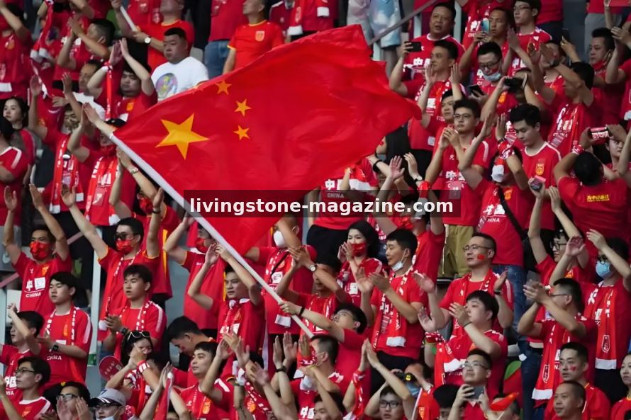 从青训营到首发名单：一位边后卫的战术进化与轮换密码